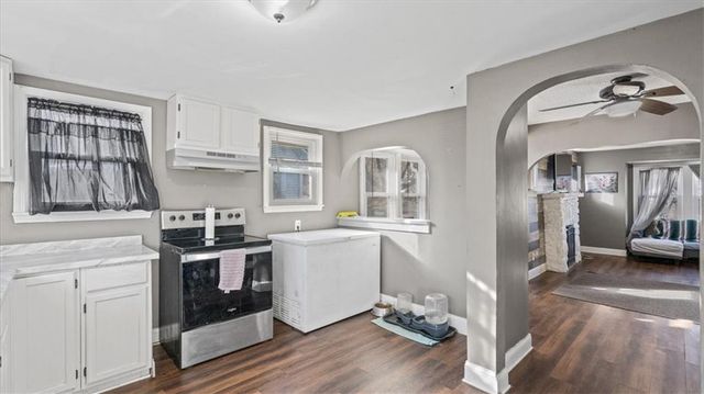 1613 S Norwood Avenue, Independence, MO 64052