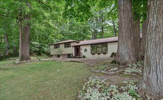 343 SWISS HILL DRIVE, Green Bay, WI 54302