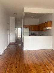 676 Jamaica Avenue, Brooklyn, NY 11208
