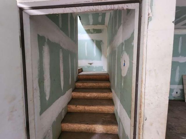 4240 Rancho Sequoia Drive, Alderpoint, CA 95511