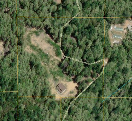 4240 Rancho Sequoia Drive, Alderpoint, CA 95511