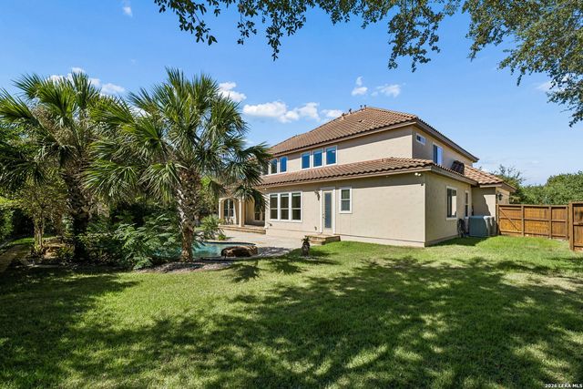 210 Persimmon Pond, Shavano Park, TX 78231
