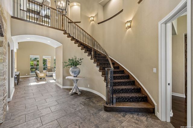 210 Persimmon Pond, Shavano Park, TX 78231