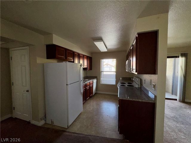 2451 North Rainbow Boulevard 2004, Las Vegas, NV 89108