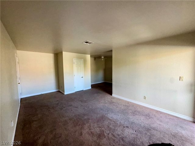 2451 North Rainbow Boulevard 2004, Las Vegas, NV 89108