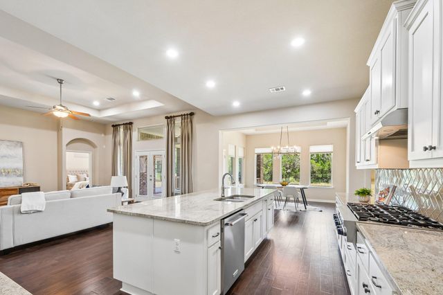 7420 Turnback Ledge TRL, Lago Vista, TX 78645