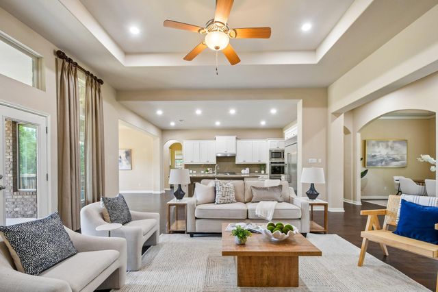 7420 Turnback Ledge TRL, Lago Vista, TX 78645