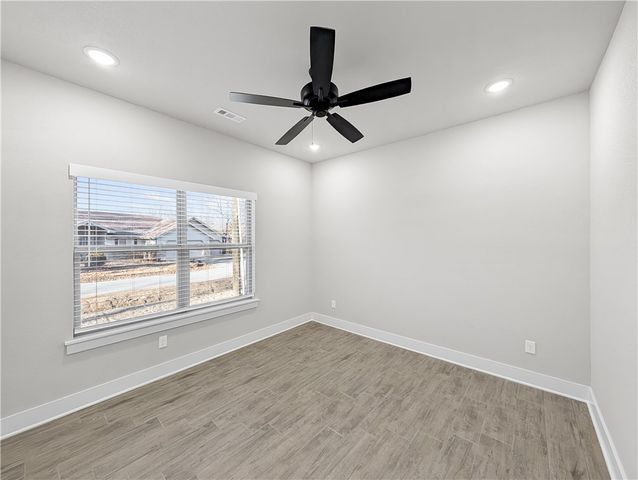 17 Ironside Lane, Bella Vista, AR 72715