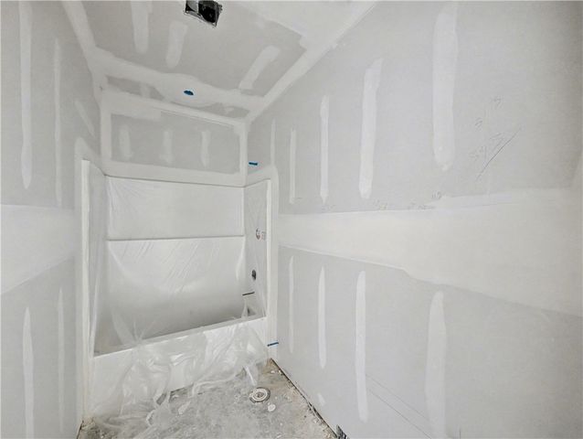 17 Ironside Lane, Bella Vista, AR 72715