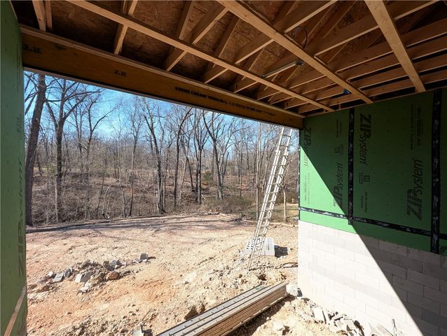 17 Ironside Lane, Bella Vista, AR 72715