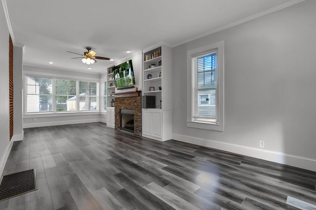 61 Church Street, Ashville, OH 43103