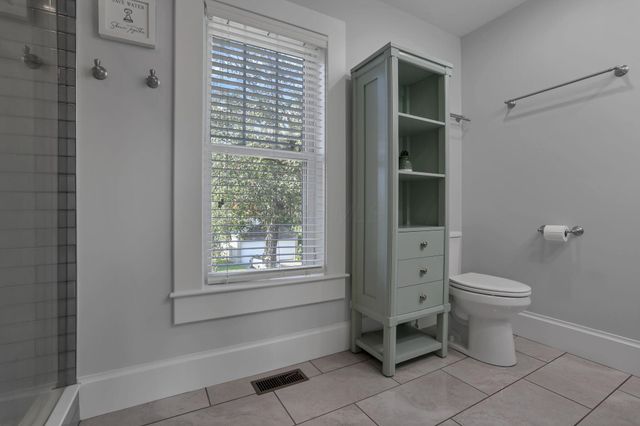61 Church Street, Ashville, OH 43103
