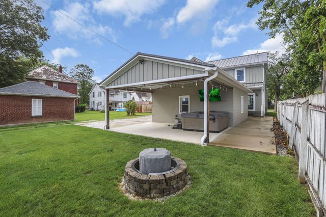 61 Church Street, Ashville, OH 43103