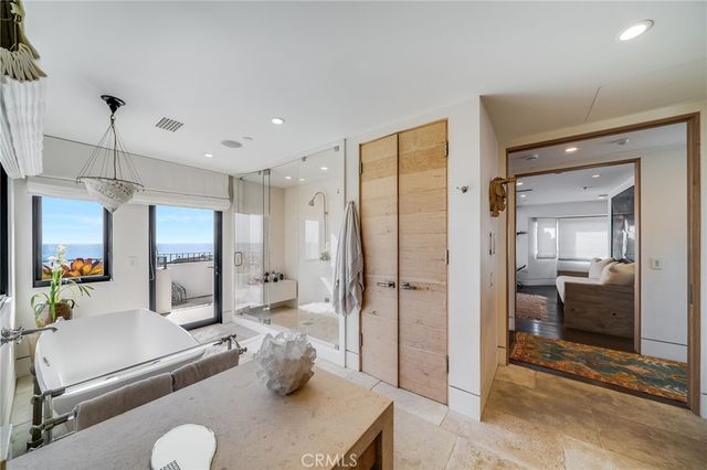 1920 Ocean Way, Laguna Beach, CA 92651