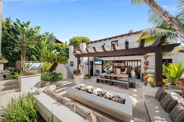 1920 Ocean Way, Laguna Beach, CA 92651