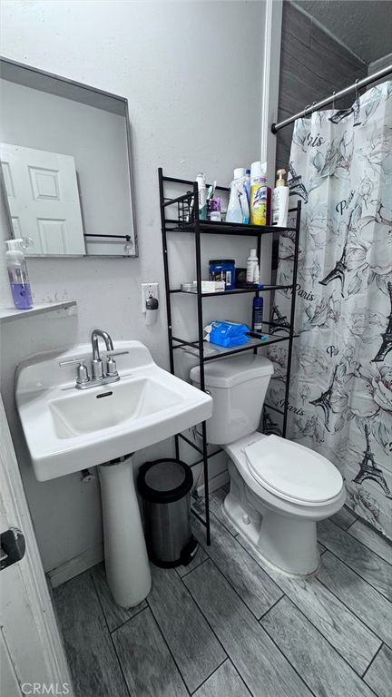 Image 18 of property listing at 3909 Belden, Sacramento, CA 95838