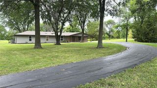 28380 Old Kansas City Road, Paola, KS 66071