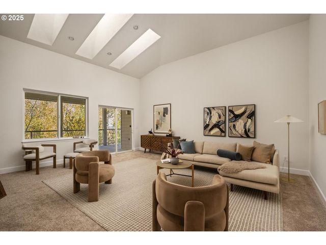 3844 Ne 203RD Ave, Fairview, OR 97024