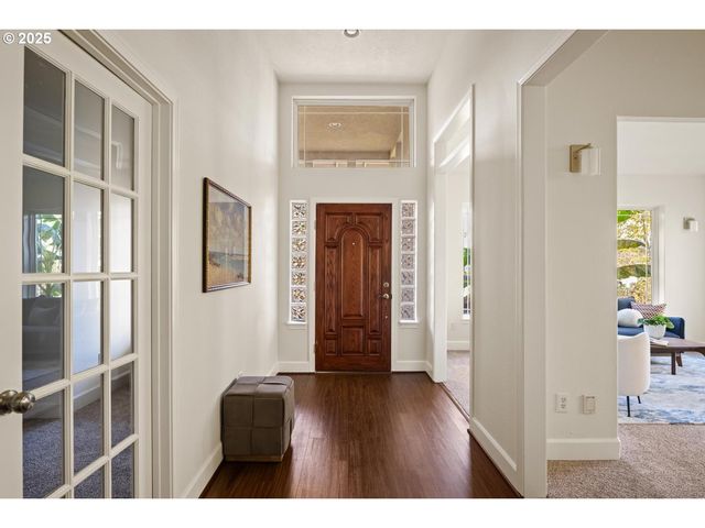 3844 Ne 203RD Ave, Fairview, OR 97024