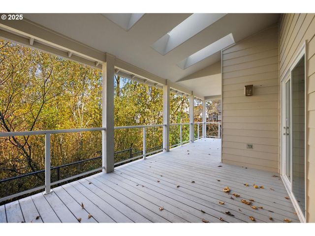 3844 Ne 203RD Ave, Fairview, OR 97024