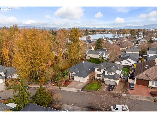 3844 Ne 203RD Ave, Fairview, OR 97024