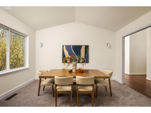 3844 Ne 203RD Ave, Fairview, OR 97024