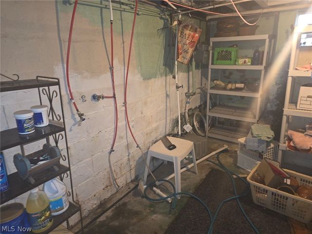 646 Columbia Avenue, Akron, OH 44310