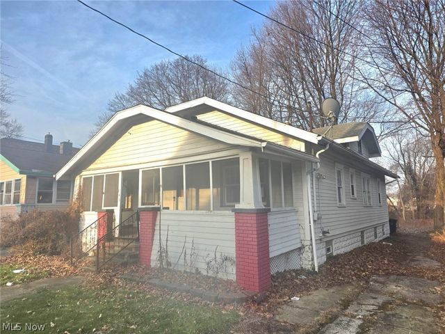 646 Columbia Avenue, Akron, OH 44310
