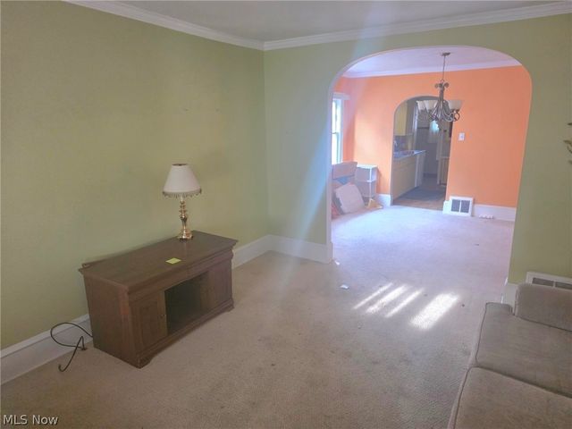 646 Columbia Avenue, Akron, OH 44310