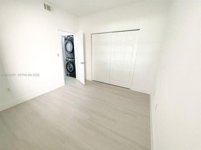 2421 NW 96th Ter 20I, Pembroke Pines, FL 33024
