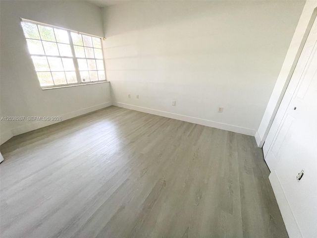 2421 NW 96th Ter 20I, Pembroke Pines, FL 33024