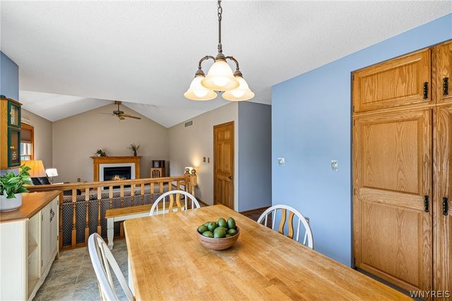35 Signal Drive, Lancaster, NY 14086
