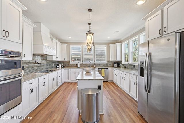 235 COKESBURY Court, Green Cove Springs, FL 32043