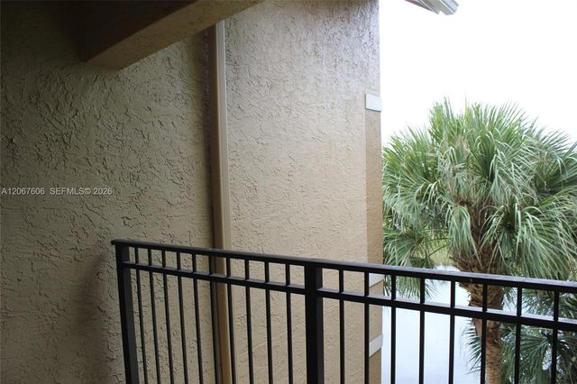 11730 SW 2nd Street 12304, Pembroke Pines, FL 33025