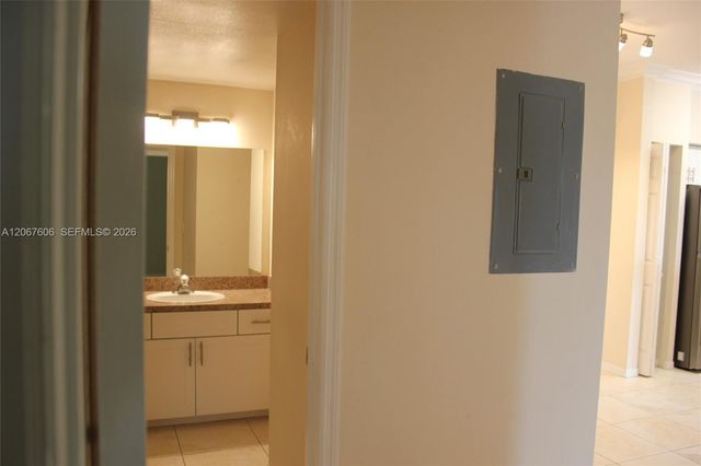 11730 SW 2nd Street 12304, Pembroke Pines, FL 33025