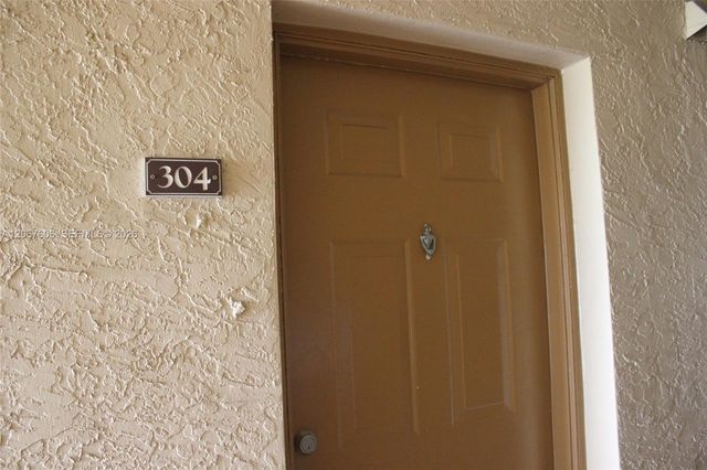 11730 SW 2nd Street 12304, Pembroke Pines, FL 33025