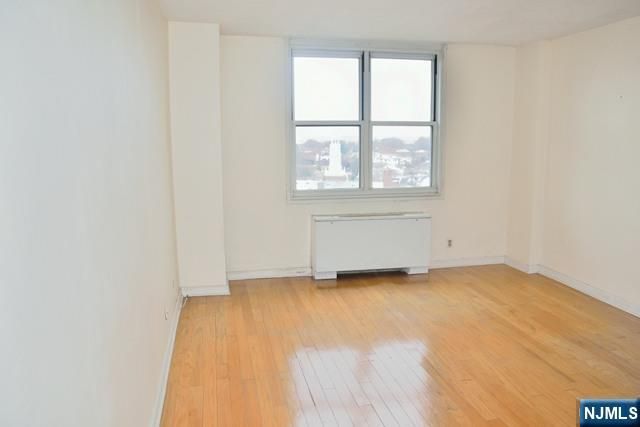 2200 N Central Avenue 10C, Fort Lee, NJ 07024