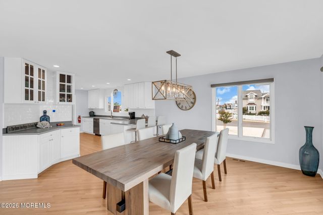 339 Bay Lane, Mantoloking, NJ 08738