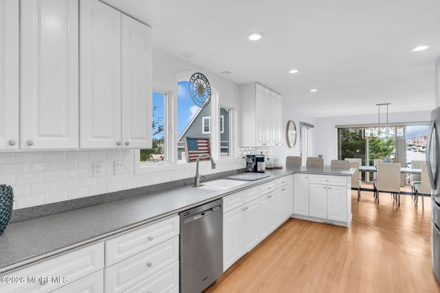 339 Bay Lane, Mantoloking, NJ 08738