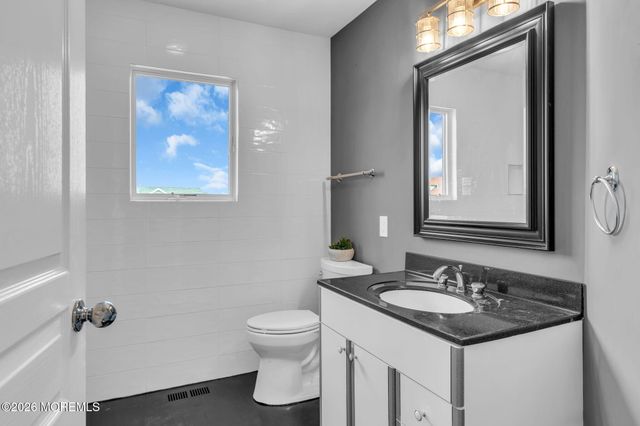 339 Bay Lane, Mantoloking, NJ 08738