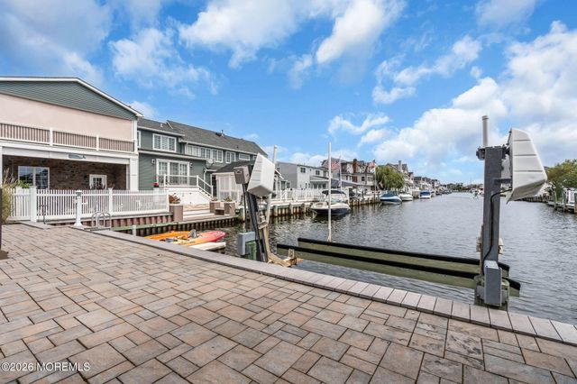 339 Bay Lane, Mantoloking, NJ 08738