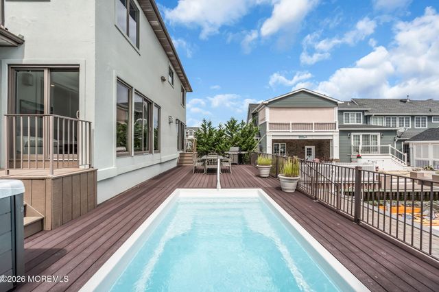 339 Bay Lane, Mantoloking, NJ 08738