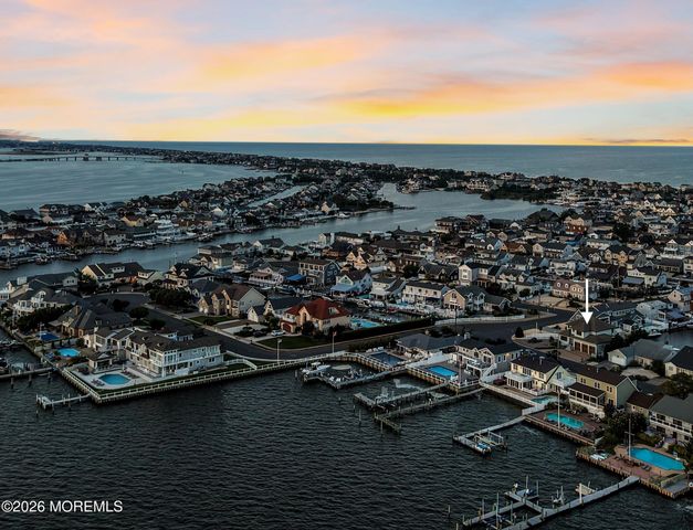 339 Bay Lane, Mantoloking, NJ 08738