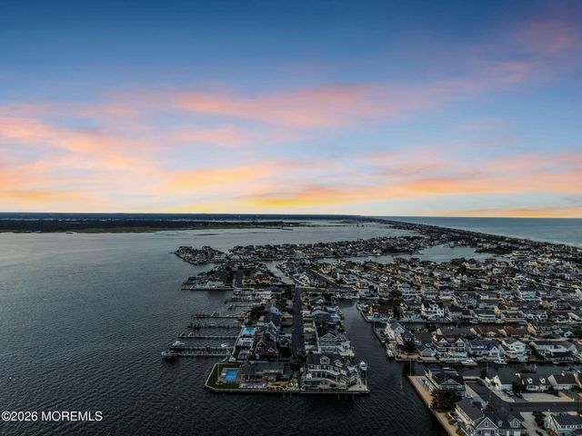 339 Bay Lane, Mantoloking, NJ 08738