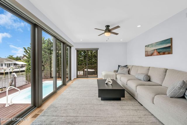 339 Bay Lane, Mantoloking, NJ 08738
