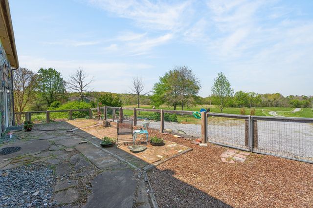 181 Bynum Rd, Bell Buckle, TN 37020