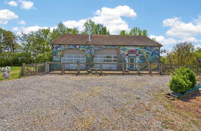 181 Bynum Rd, Bell Buckle, TN 37020
