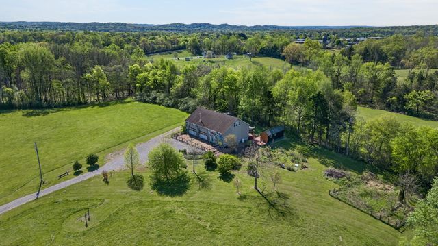 181 Bynum Rd, Bell Buckle, TN 37020