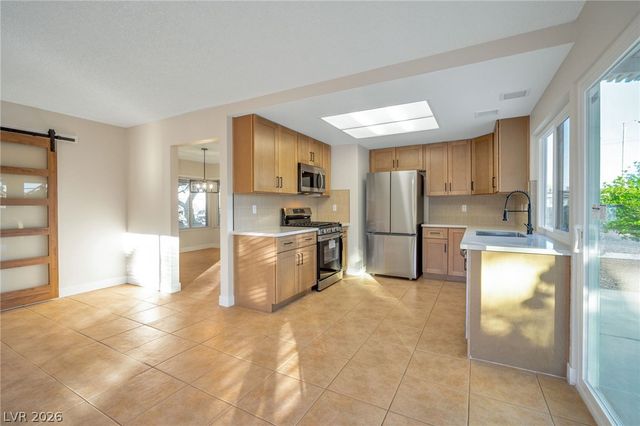 5279 Willowhaven Avenue, Las Vegas, NV 89120