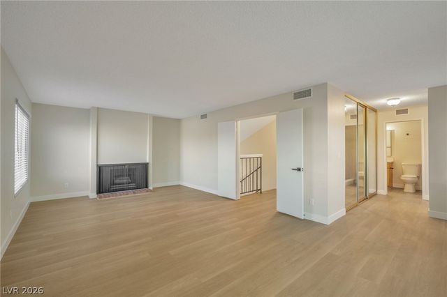 5279 Willowhaven Avenue, Las Vegas, NV 89120